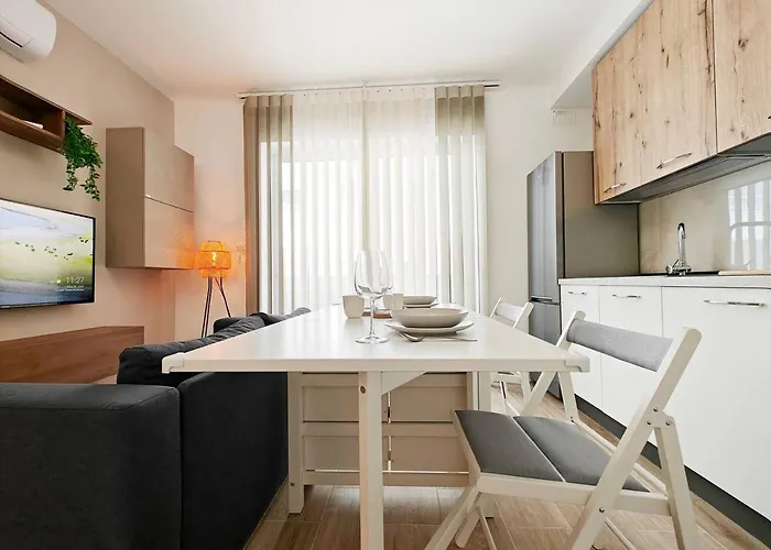 Apartment The Urban Nest